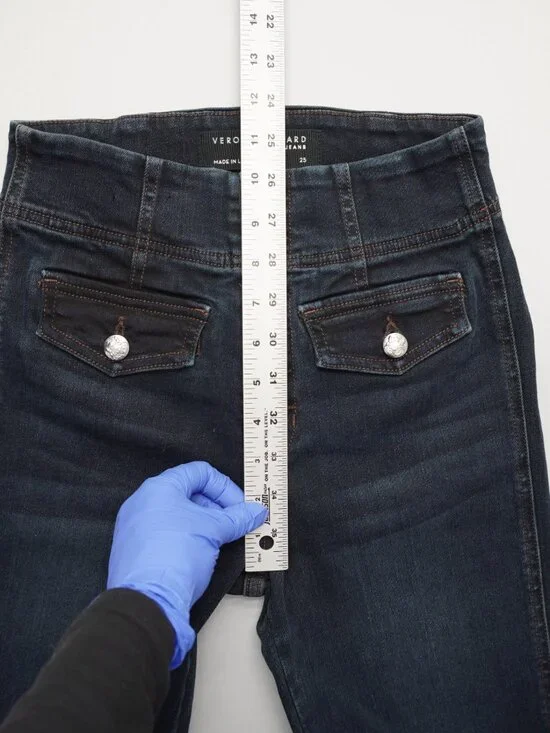 Veronica Beard Beverly Skinny Flare High Rise Jeans in Dark Ink 25 - Picture 10 of 12